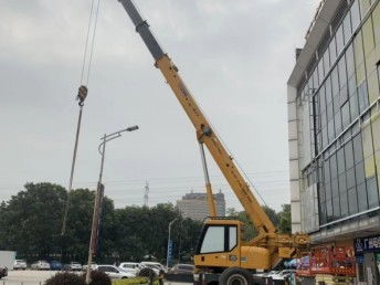 圖 廣州科學(xué)城吊車出租,科學(xué)城吊機(jī)租賃公司電話 廣州租賃